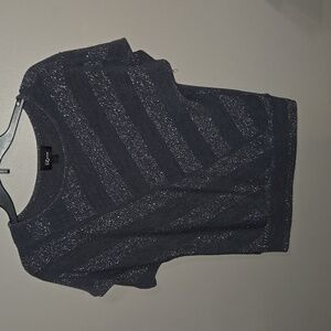 iZ BYER brand top. Grey and silver color. Size Medium. No rips or stains
